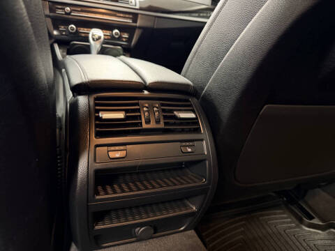 2016 BMW 5 Series 528i xDrive
