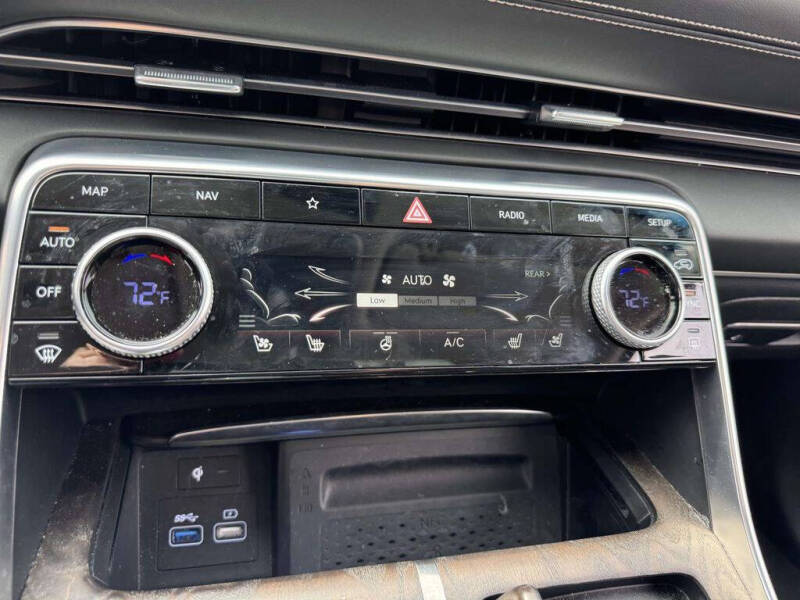 2024 Genesis GV80