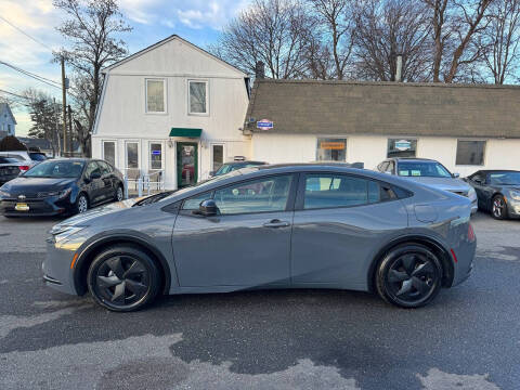 2024 Toyota Prius LE