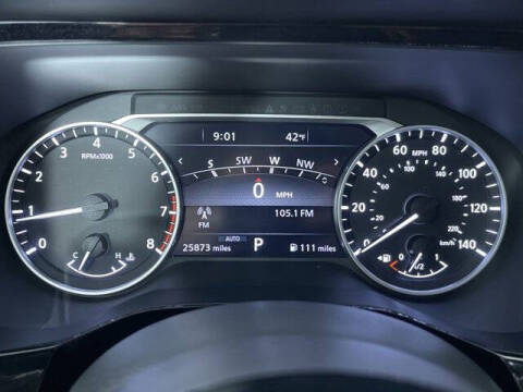 2022 Nissan Pathfinder SL