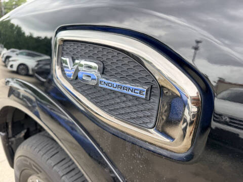 2017 Nissan Titan Platinum Reserve