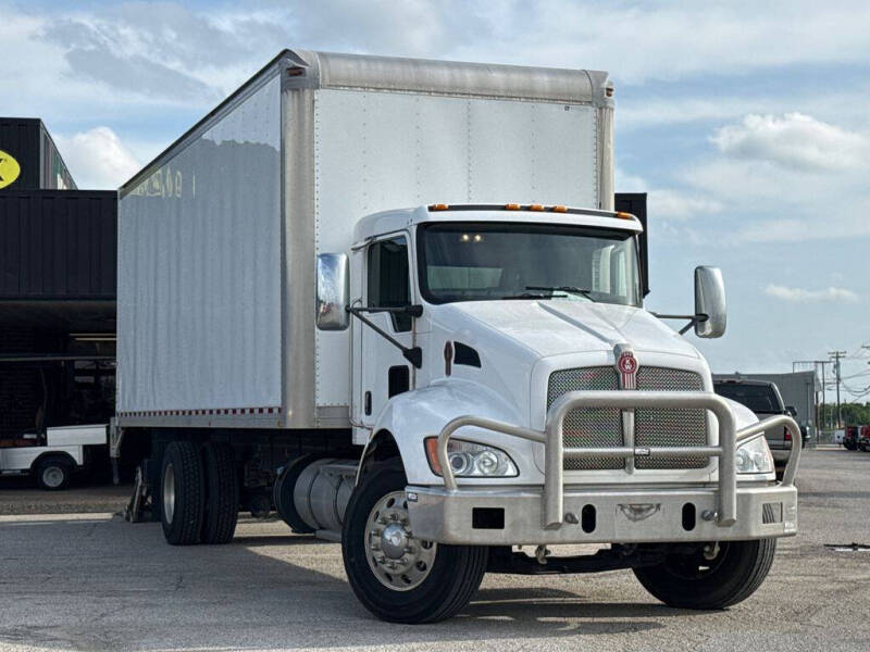 2017 Kenworth T270