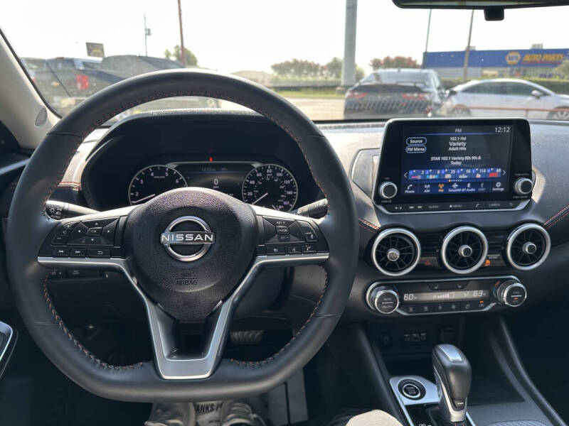 2025 Nissan Sentra SR