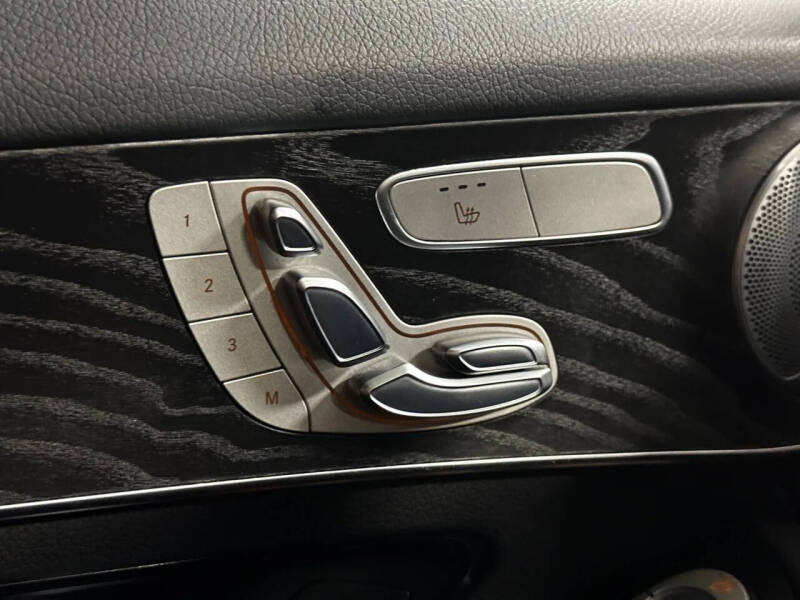 2018 Mercedes-Benz GLC GLC 300 4MATIC