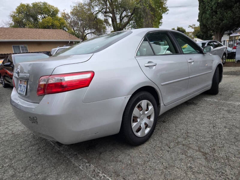 2009 Toyota Camry LE