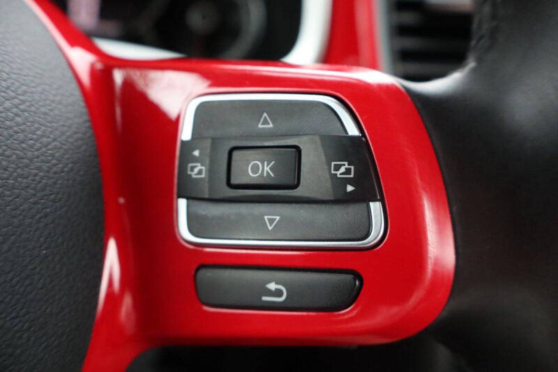 2016 Volkswagen Beetle 1.8T SE