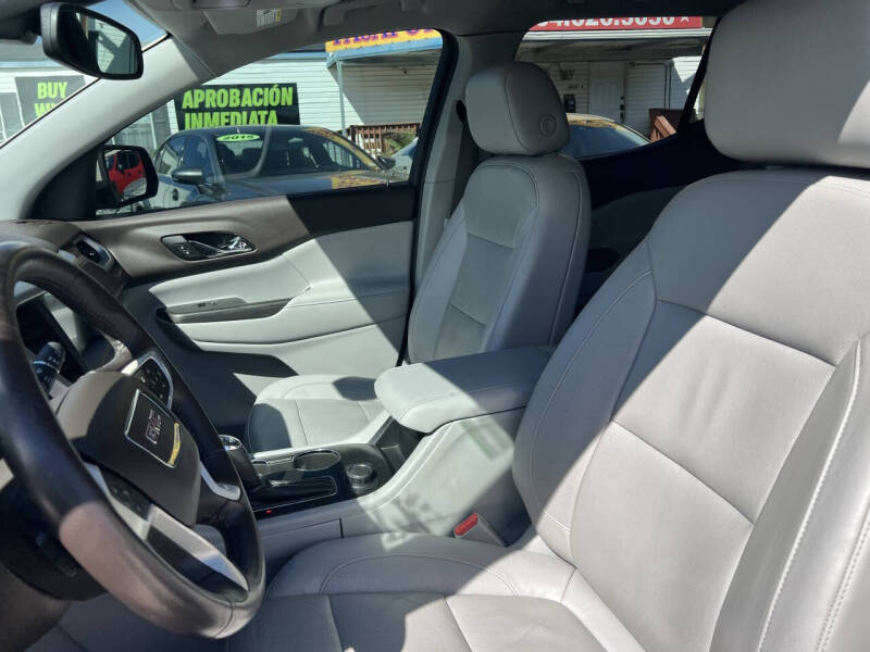 2017 GMC Acadia SLT-1