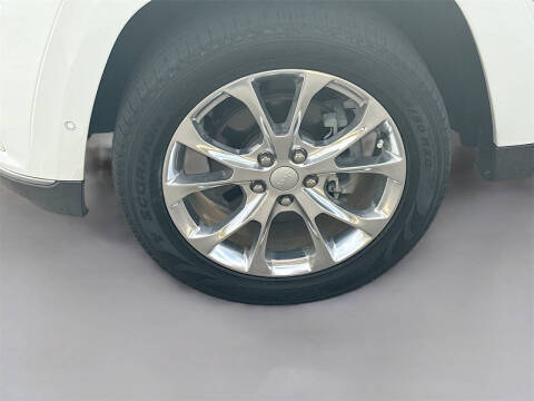 2020 Jeep Grand Cherokee Summit