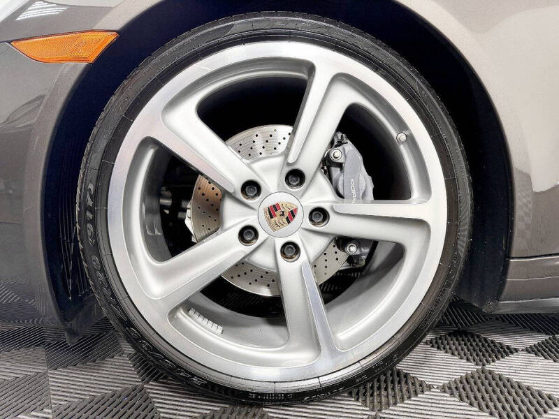 2015 Porsche 911 Carrera 4