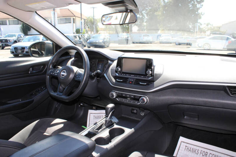 2024 Nissan Altima 2.5 S