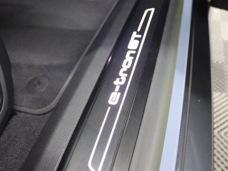 2023 Audi e-tron GT quattro Prestige