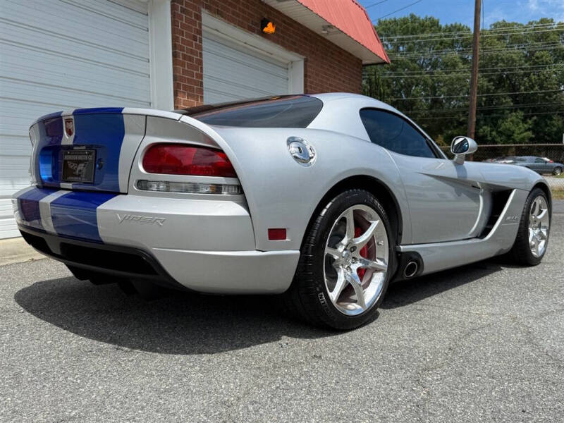 2010 Dodge Viper SRT-10