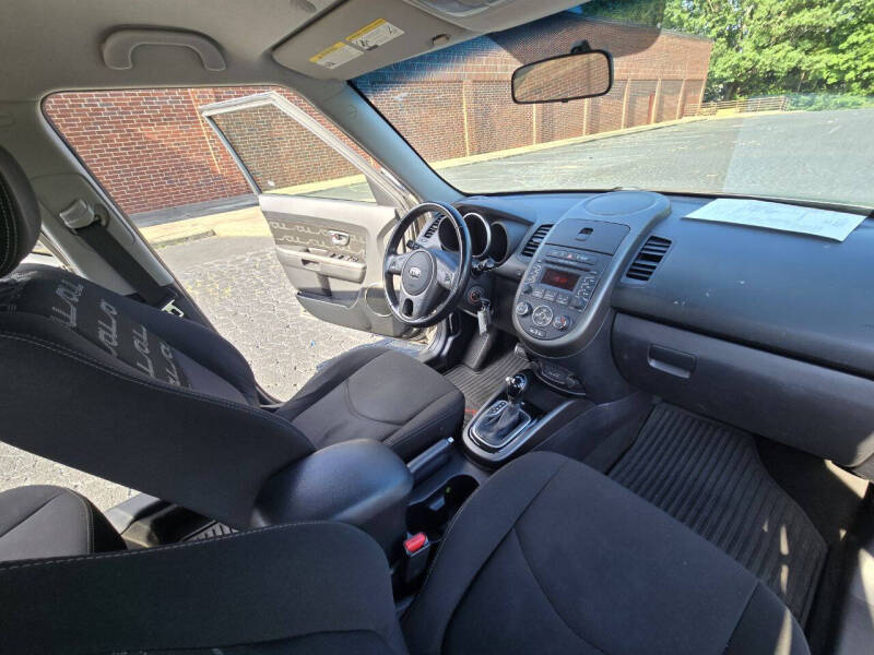 2013 Kia Soul +