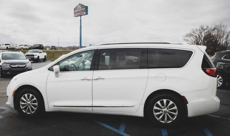 2019 Chrysler Pacifica Touring L