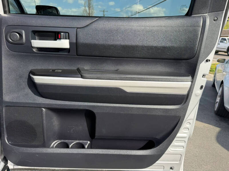 2016 Toyota Tundra