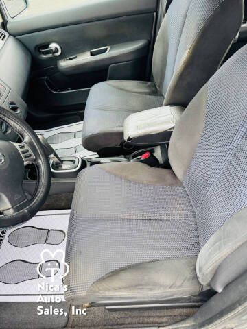 2010 Nissan Versa 1.8 SL