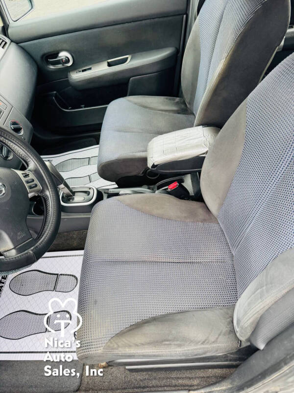 2010 Nissan Versa 1.8 SL