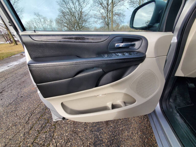 2013 Dodge Grand Caravan SE