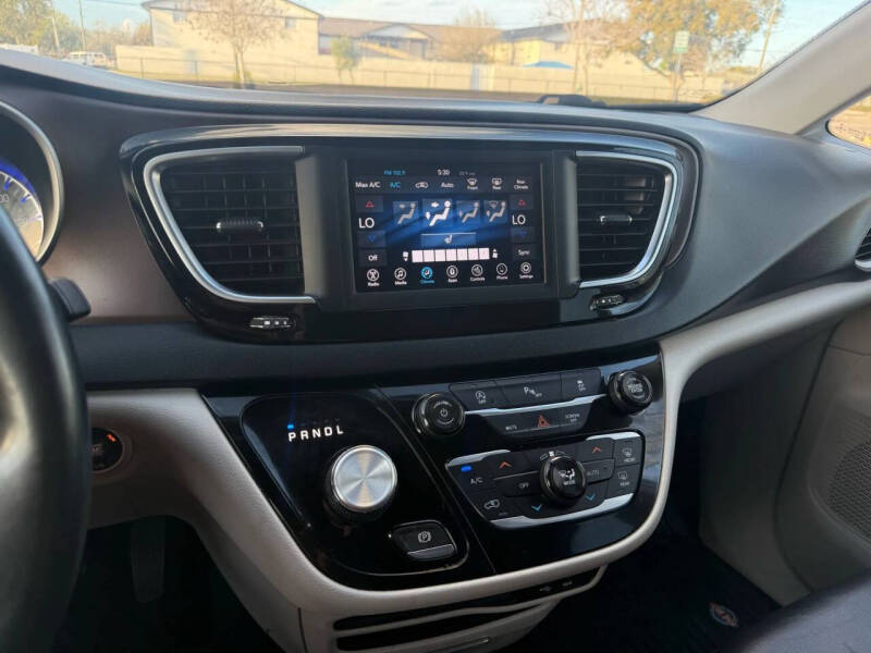 2018 Chrysler Pacifica Touring L
