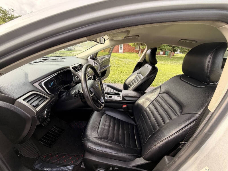 2019 Ford Fusion SEL