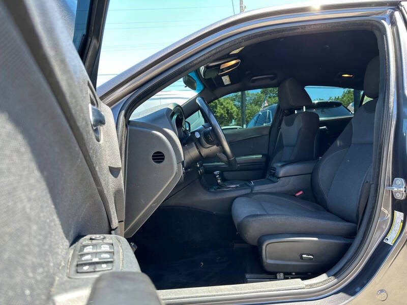 2018 Dodge Charger SXT