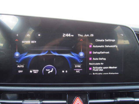 2023 Kia Niro EX Touring