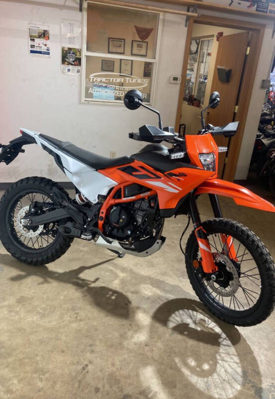 2025 KTM 390 Enduro R