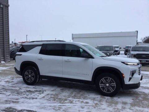 2024 Chevrolet Traverse LT