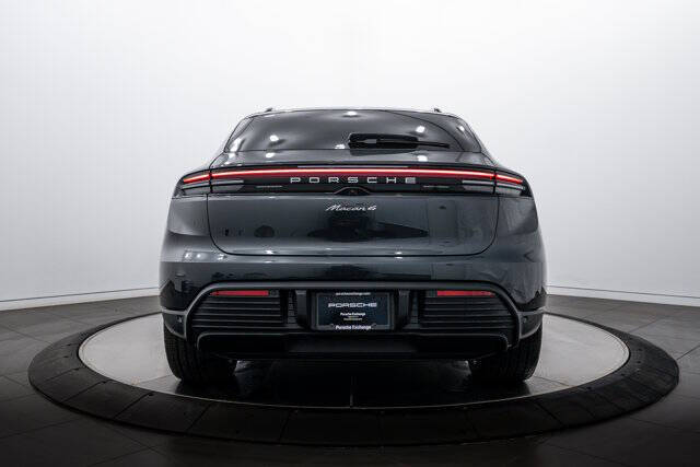 2026 Porsche Macan 4 Electric