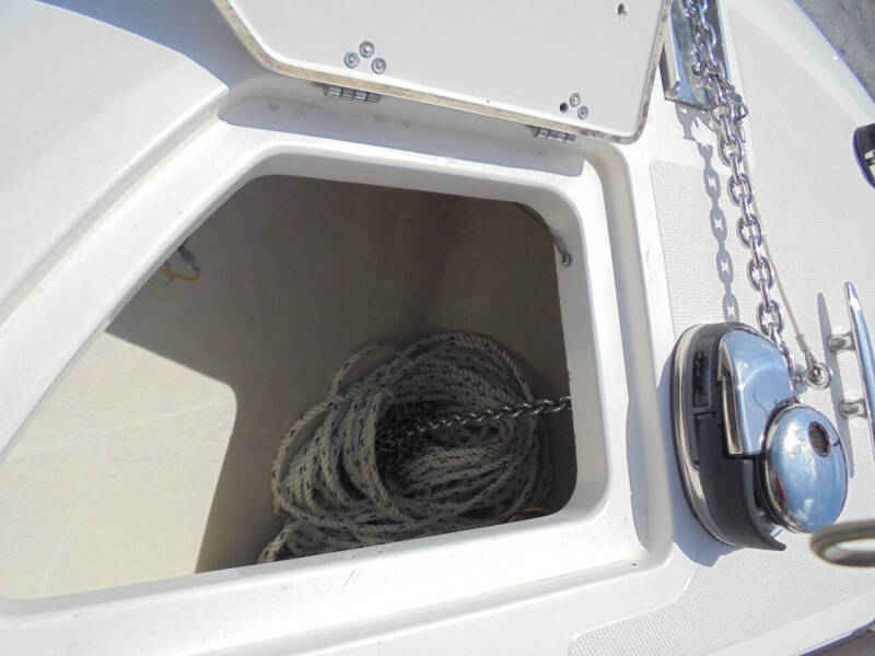 2017 Wellcraft Sport Fisher 262