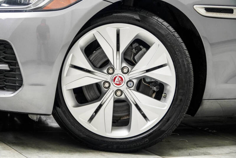 2020 Jaguar XE P250 S