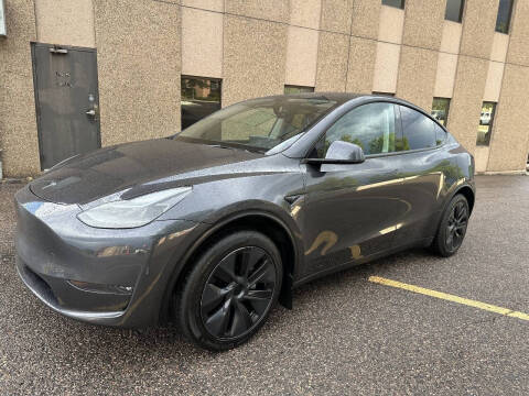 2024 Tesla Model Y Long Range
