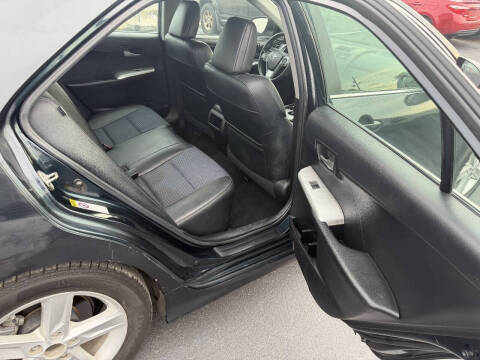2014 Toyota Camry SE