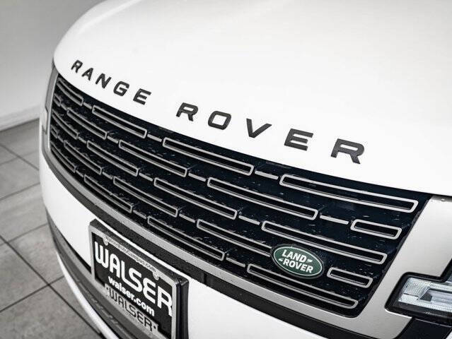 2022 Land Rover Range Rover P400 SE