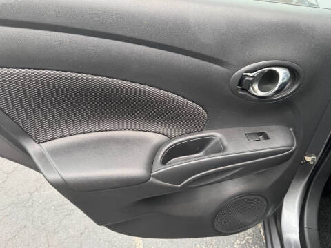 2018 Nissan Versa S