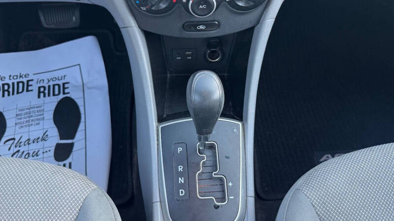 2014 Hyundai Accent GLS