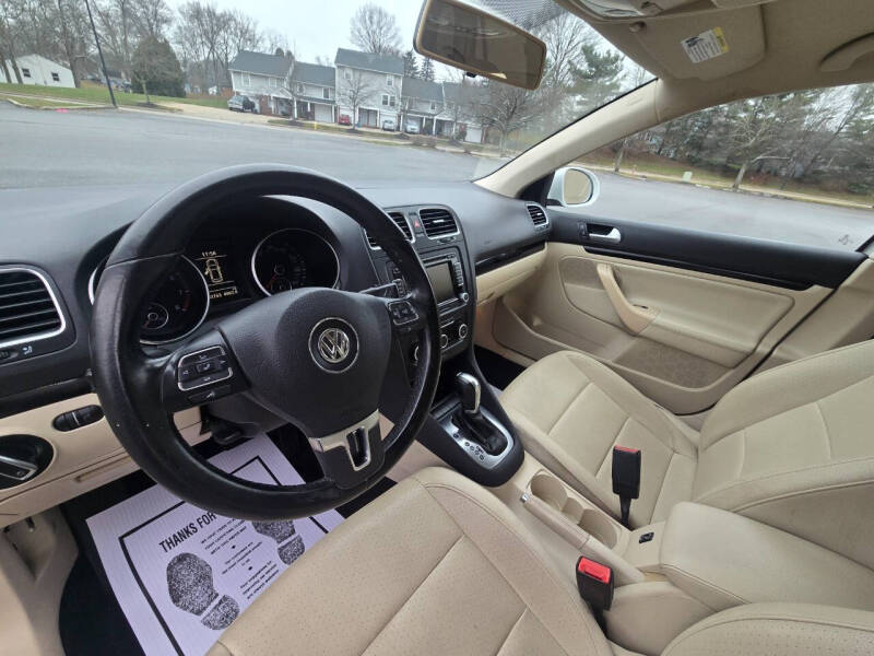 2014 Volkswagen Jetta SportWagen SE PZEV
