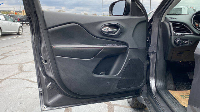 2019 Jeep Cherokee Trailhawk