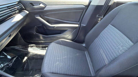 2025 Volkswagen Jetta S