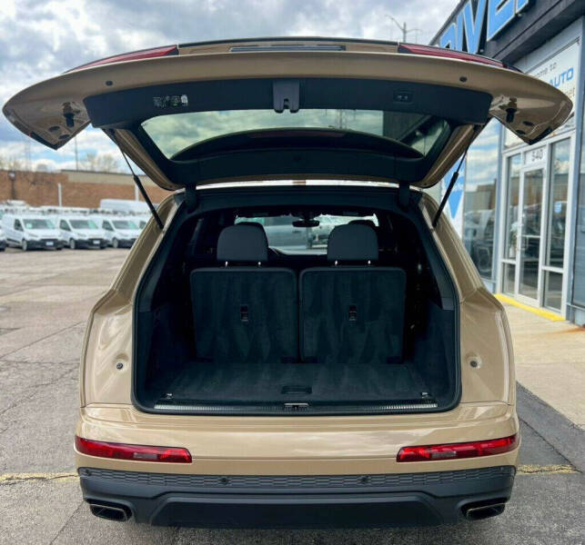 2025 Audi Q7 quattro Premium Plus 55 TFSI