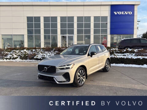 2023 Volvo XC60 B5 Plus Dark Theme