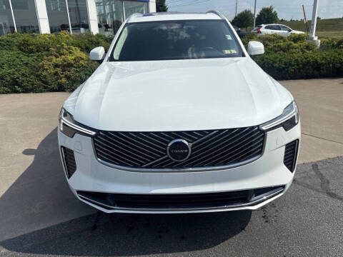 2026 Volvo XC90 T8 Plus 7P