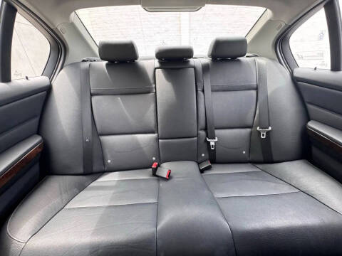 2011 BMW 3 Series 328i