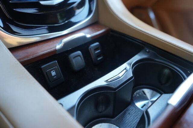 2017 Cadillac Escalade Platinum