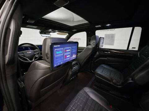 2023 Cadillac Escalade ESV Sport Platinum