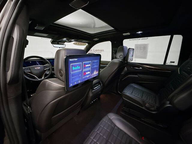 2023 Cadillac Escalade ESV Sport Platinum