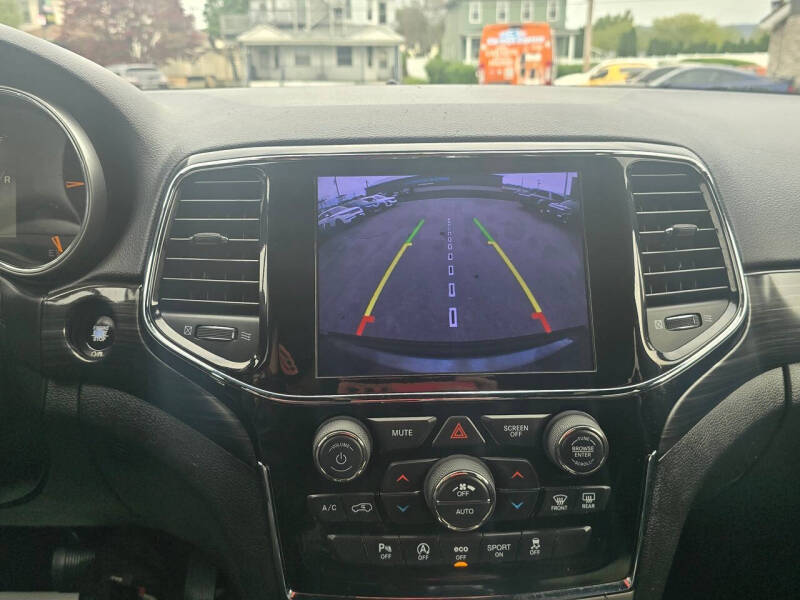 2019 Jeep Grand Cherokee Altitude