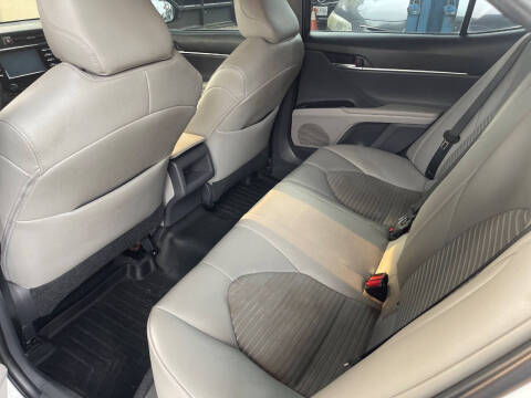 2018 Toyota Camry SE