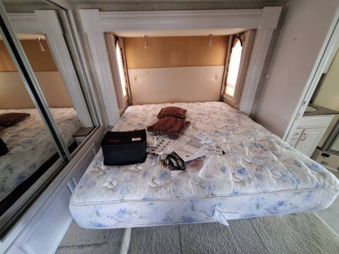 2008 Newmar Ventana 3933