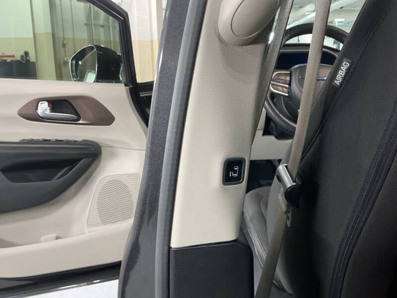 2019 Chrysler Pacifica Touring Plus